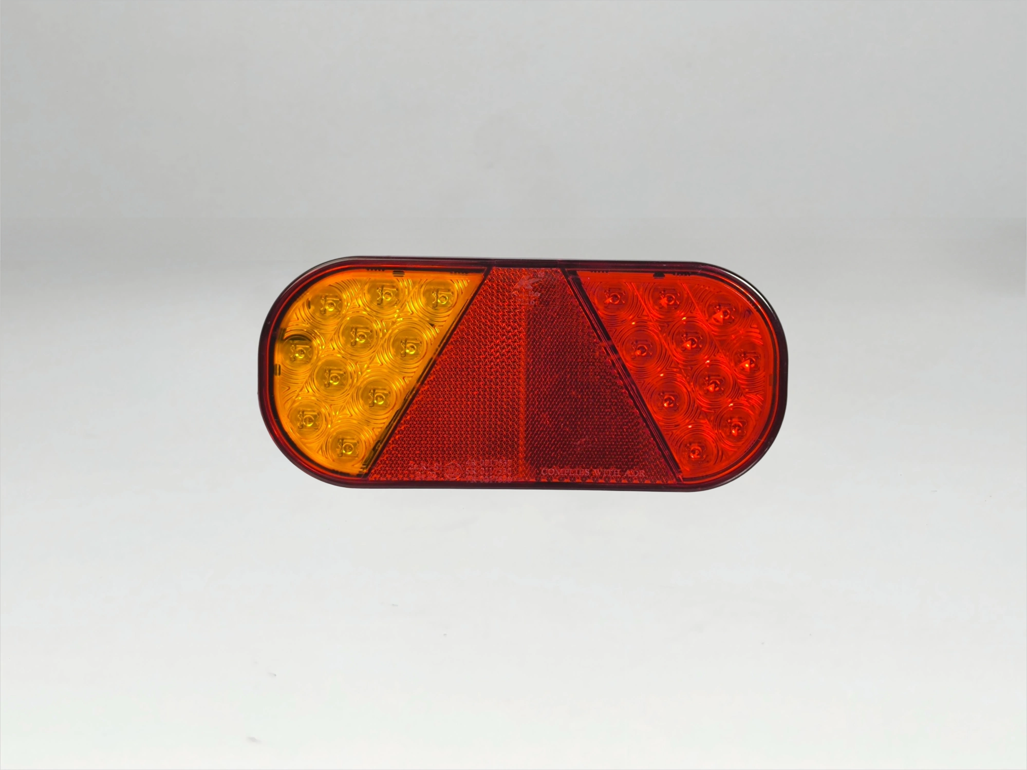 商用车尾灯LT-138