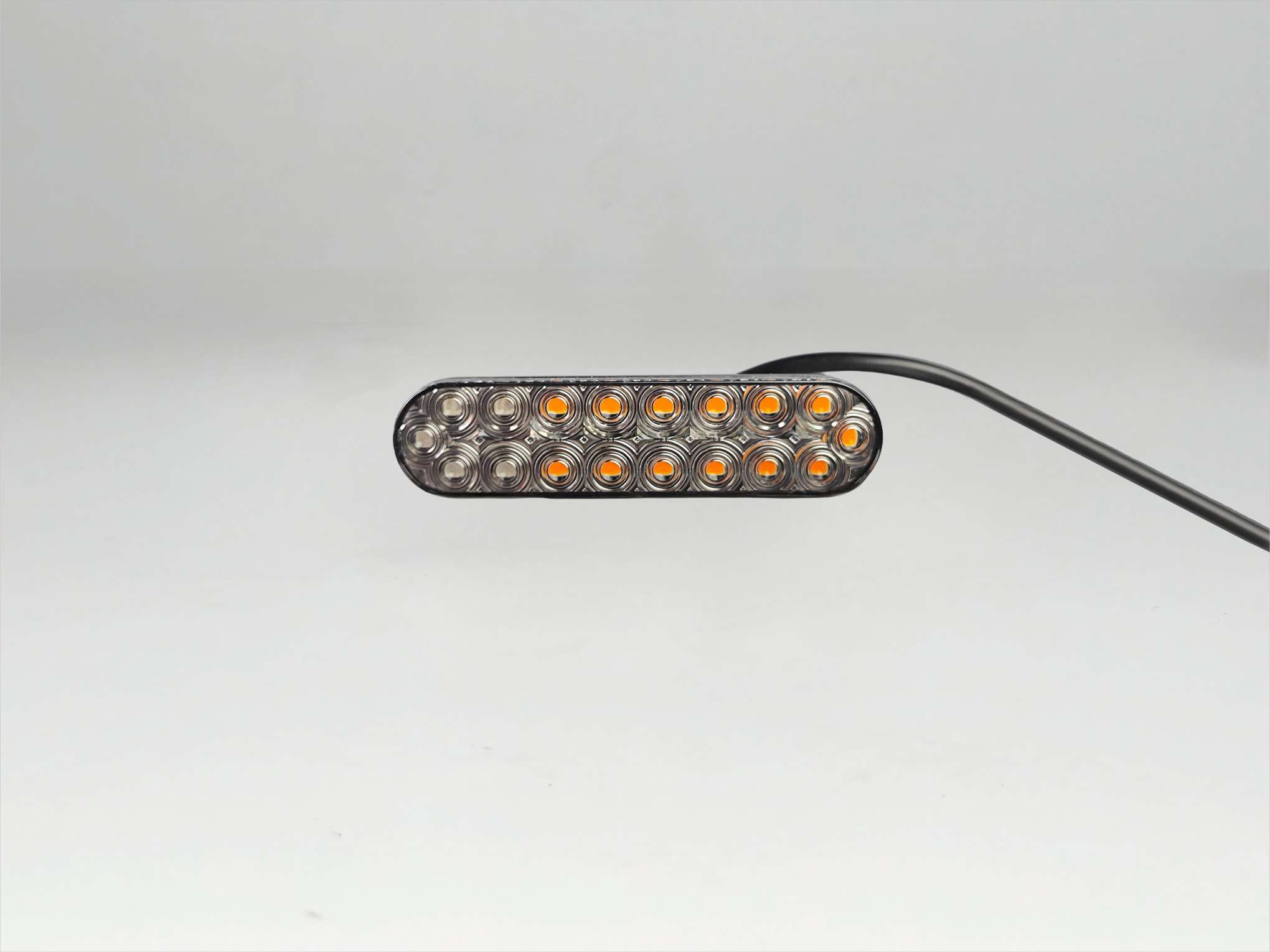 商用车尾灯LT-138