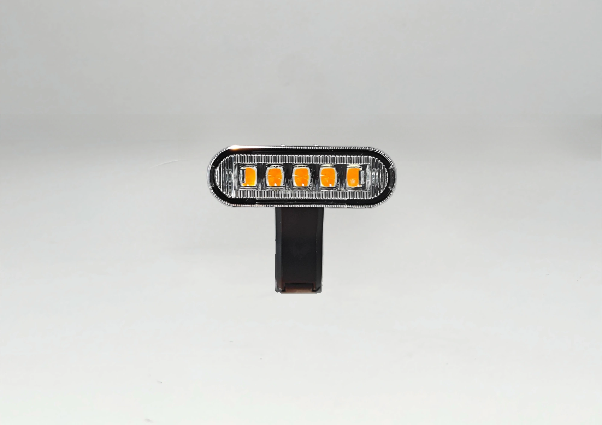 商用车尾灯LT-138