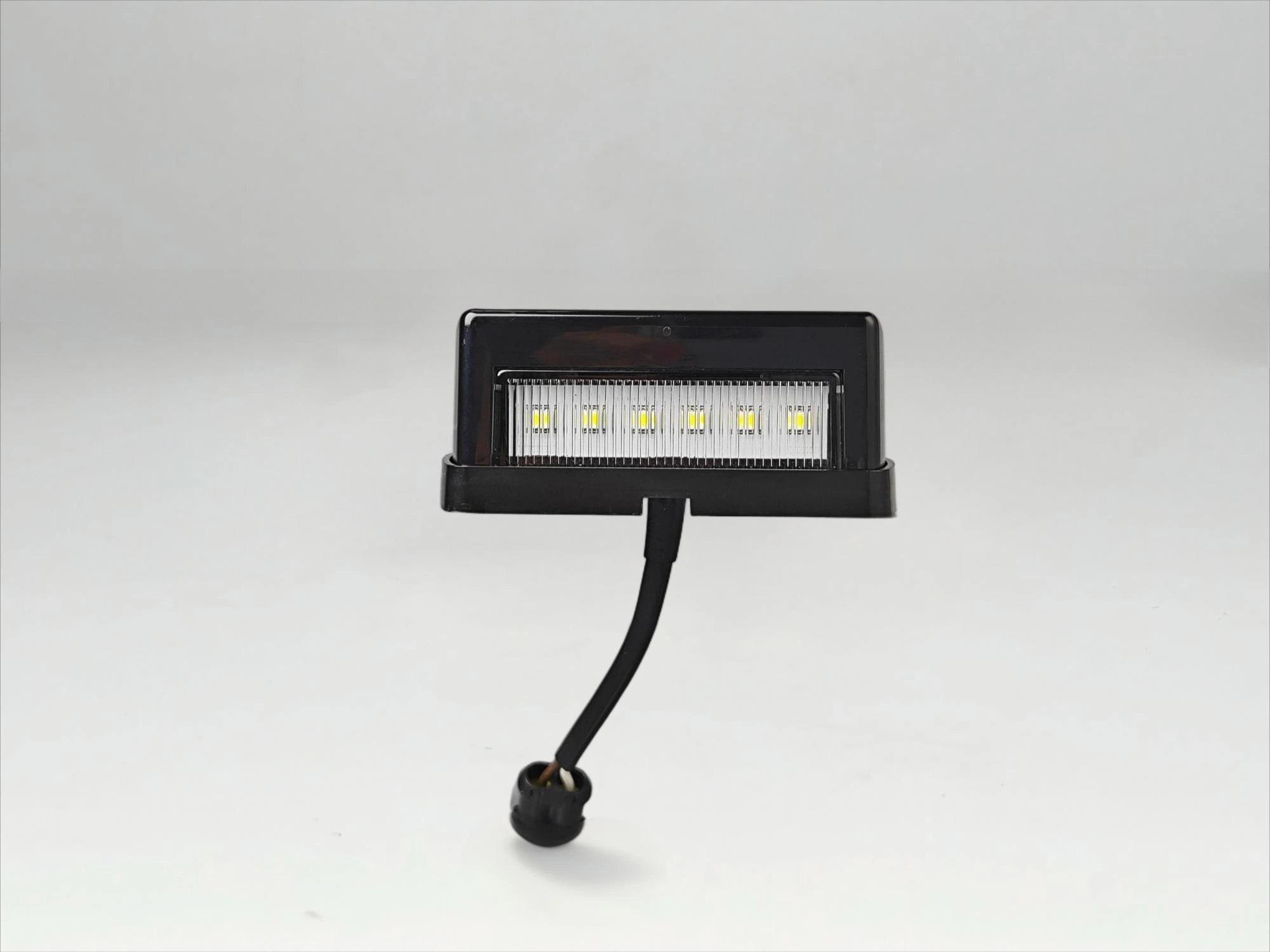 商用车尾灯LT-138