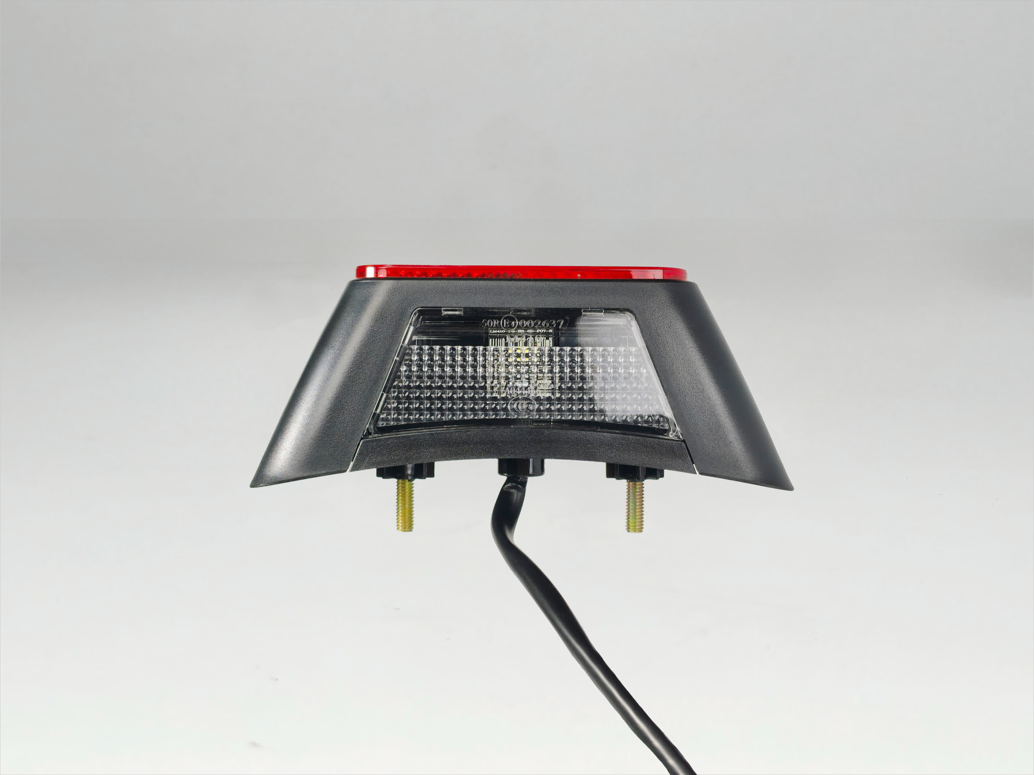 商用车尾灯LT-138