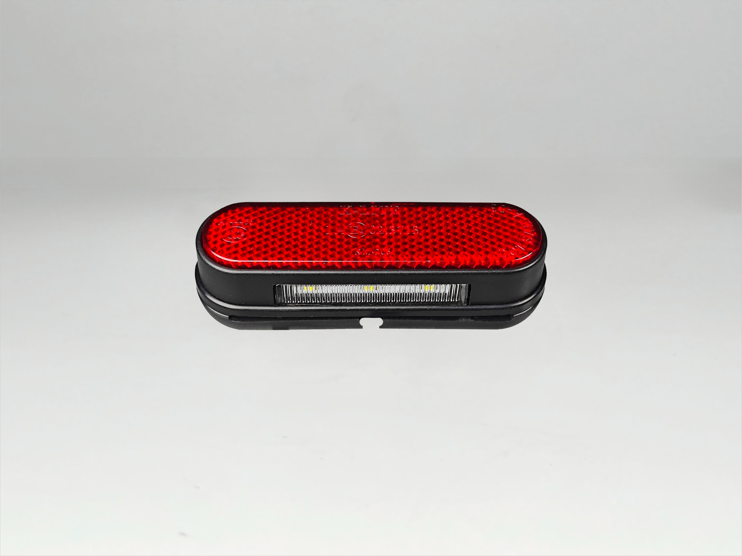 商用车尾灯LT-138