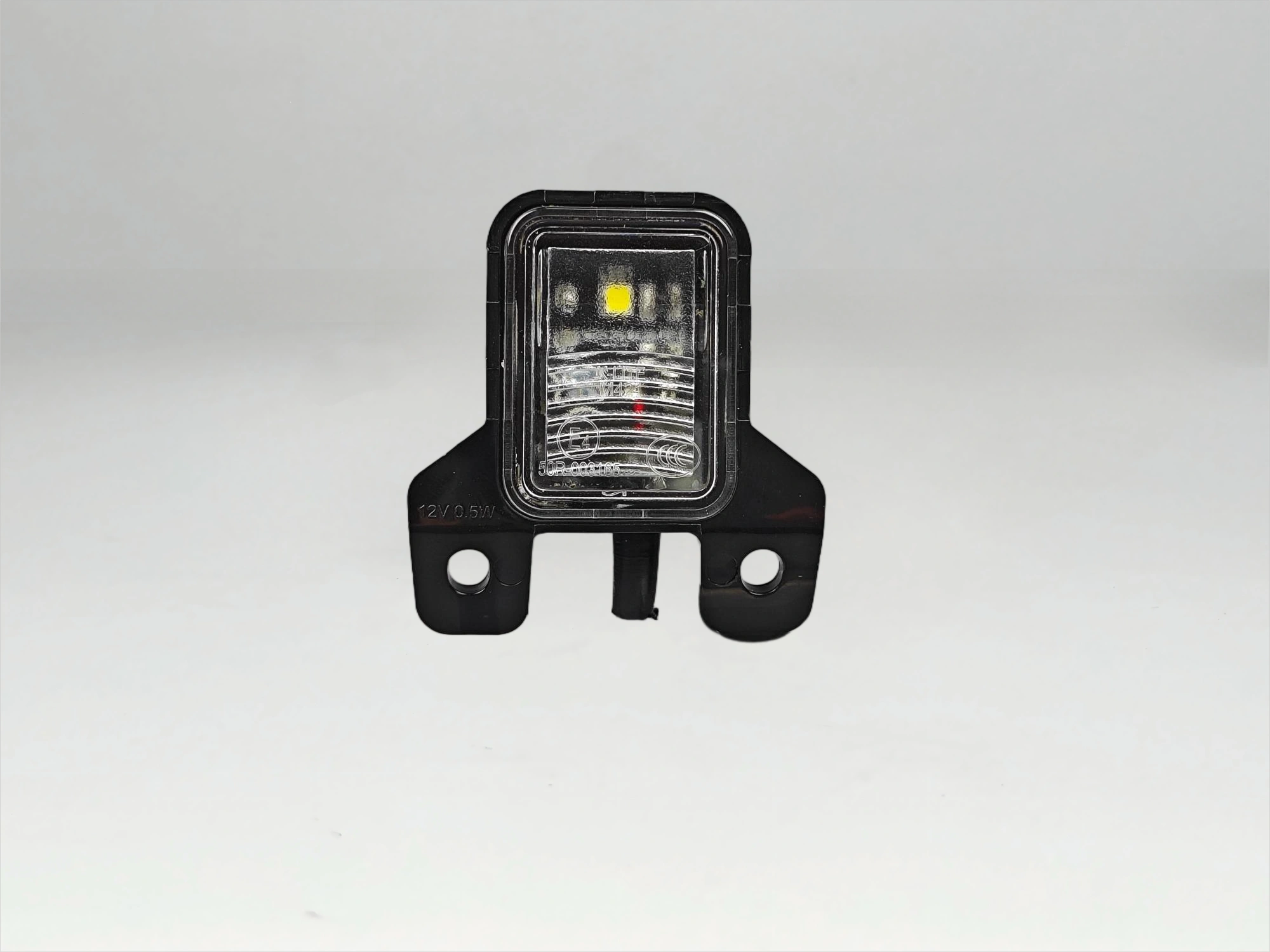 商用车尾灯LT-138