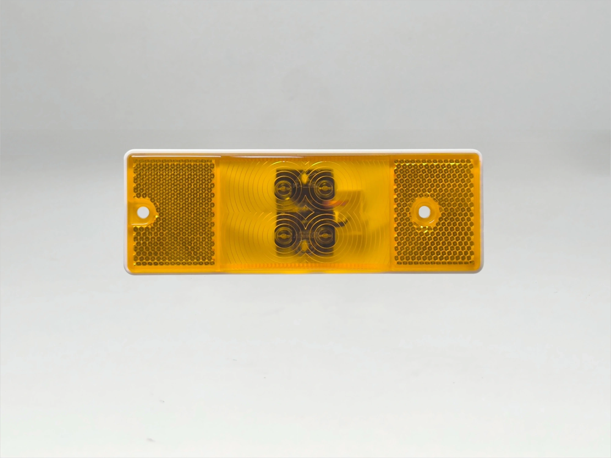 商用车尾灯LT-138